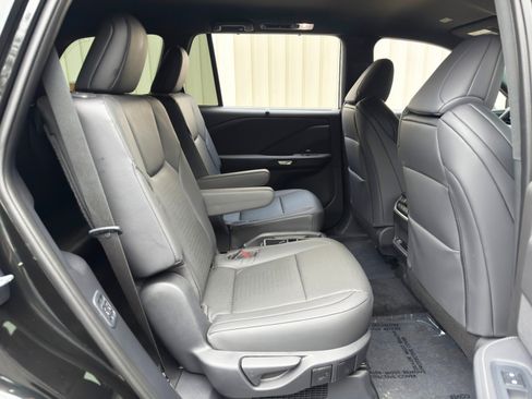 Used 2025 Lexus TX 500h AWD w/ Technology Package image 40