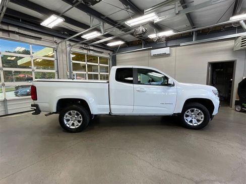 Used 2022 Chevrolet Colorado LT w/ Fleet Safety Package RWD image 6