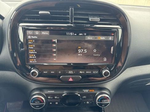 Used 2021 Kia Soul EX image 12