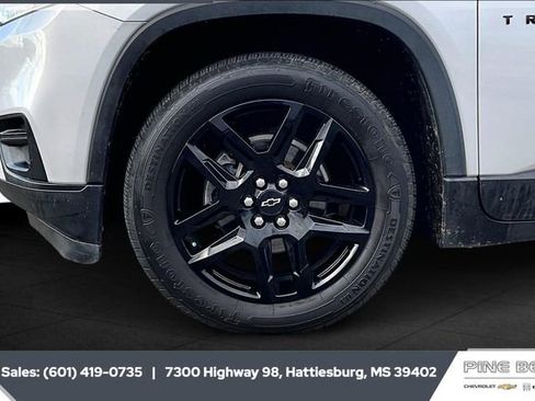 Used 2019 Chevrolet Traverse LS w/ LPO, Blackout Package image 7