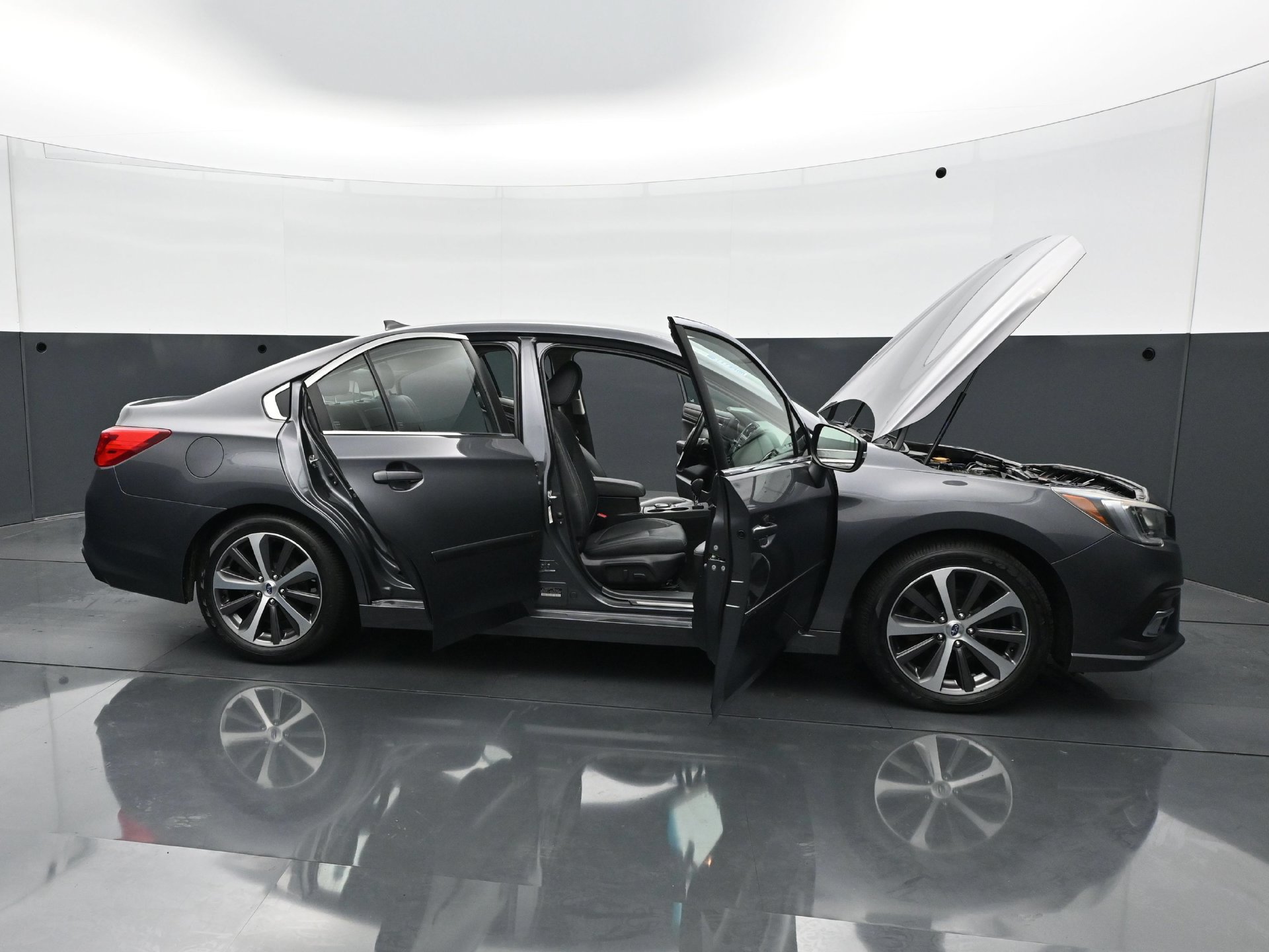 Used 2019 Subaru Legacy 2.5i Limited AWD/4WD image 36