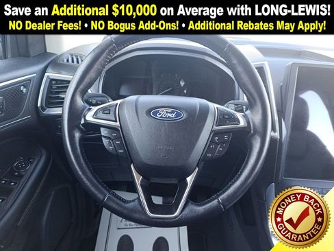 Used 2022 Ford Edge Titanium image 18