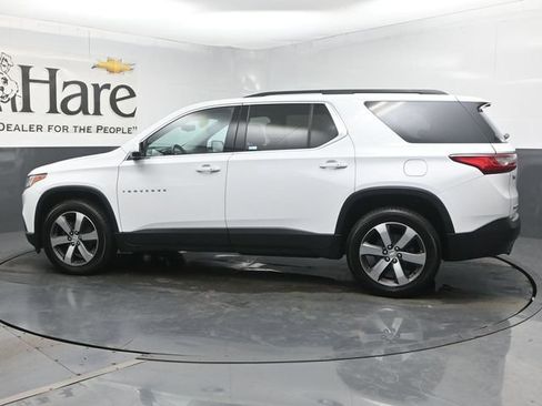 Used 2021 Chevrolet Traverse LT w/ LT Premium Package AWD/4WD image 55