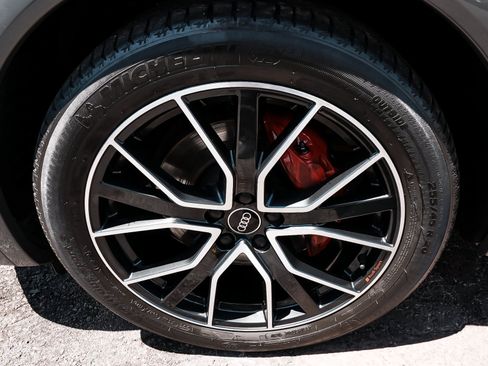 Used 2023 Audi SQ5 Premium Plus w/ Premium Plus Package AWD/4WD image 8