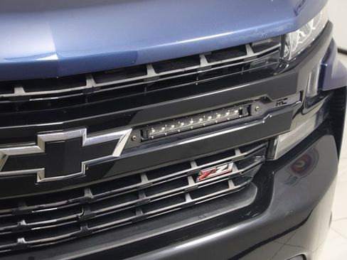 Used 2021 Chevrolet Silverado 1500 LT Trail Boss w/ Convenience Package II image 16