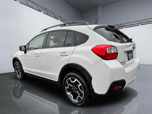 Used 2017 Subaru Crosstrek 2.0i Premium AWD/4WD image 3