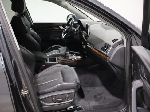 Used 2018 Audi Q5 2.0T Premium Plus w/ Premium Plus Package AWD/4WD image 23