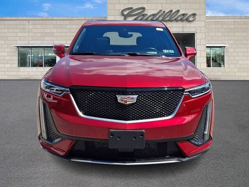Certified 2023 Cadillac XT6 Sport w/ Technology Package AWD/4WD image 3