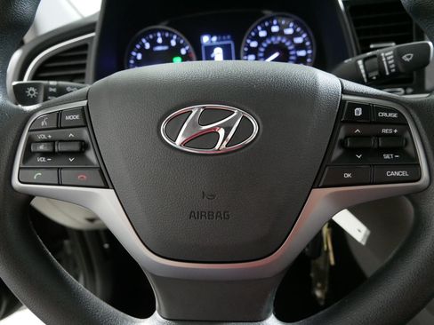 Used 2018 Hyundai Elantra SEL w/ Cargo Package FWD image 25