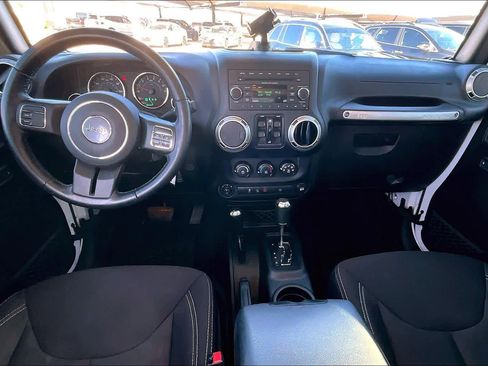 Certified 2018 Jeep Wrangler Unlimited Sahara image 14