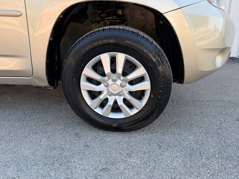 Used 2008 Toyota RAV4 2WD image 30