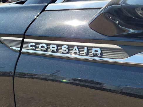 Used 2023 Lincoln Corsair Reserve AWD/4WD image 6