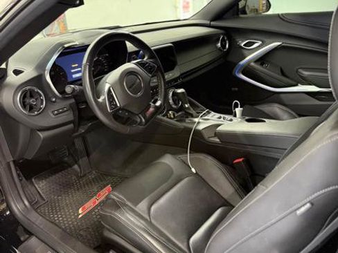 Used 2022 Chevrolet Camaro SS image 4