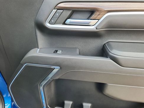 Used 2022 Chevrolet Silverado 1500 RST image 15