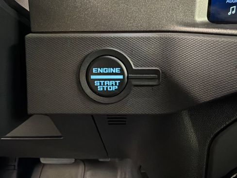 Certified 2024 Ford Bronco Badlands AWD/4WD image 19