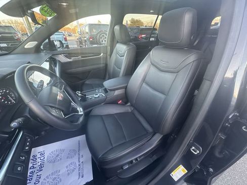 Used 2023 Cadillac XT6 Premium Luxury w/ Technology Package AWD/4WD image 20