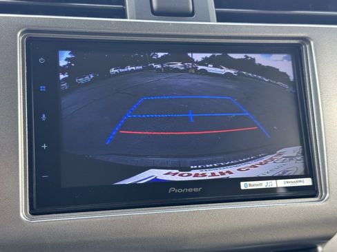 Used 2018 Toyota 4Runner SR5 Premium image 10