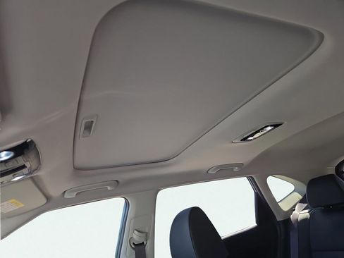 Certified 2025 Kia Seltos SX w/ SX Sunroof Package image 20