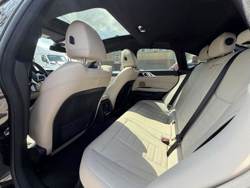 Used 2022 BMW 430i Gran Coupe w/ M Sport Package image 17