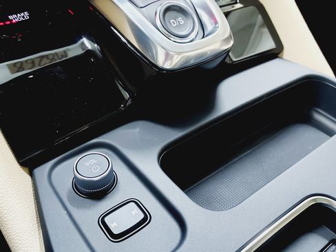 New 2026 Acura MDX SH-AWD image 30