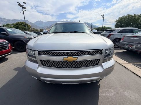 Used 2013 Chevrolet Suburban LTZ AWD/4WD image 9