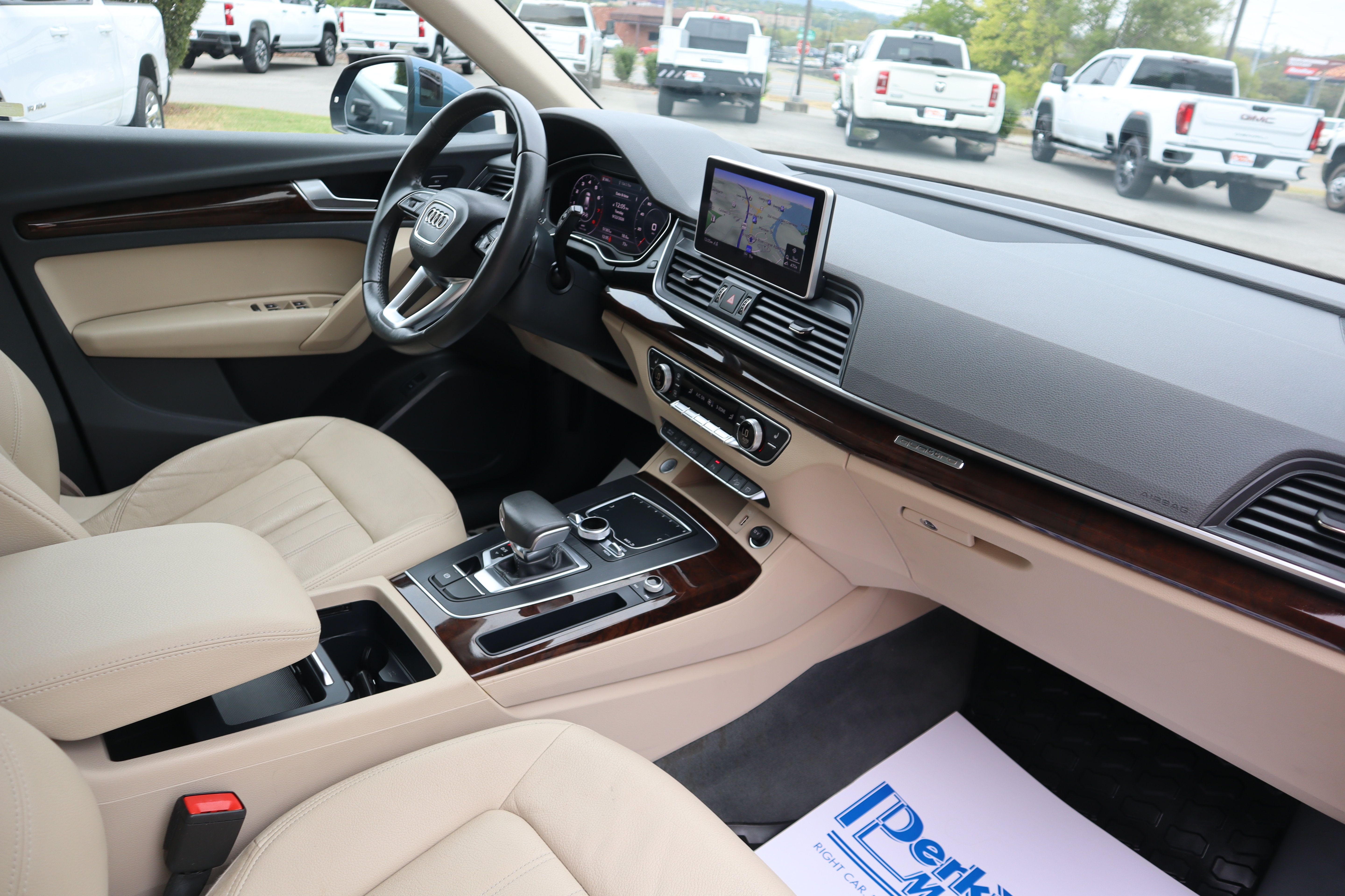 Used 2018 Audi Q5 2.0T Premium Plus w/ Premium Plus Package AWD/4WD image 29