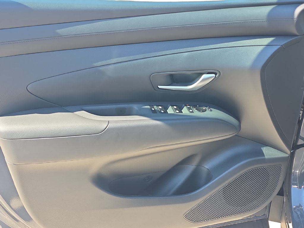 New 2026 Hyundai Tucson SEL Plus w/ Tow & Go Package FWD image 10
