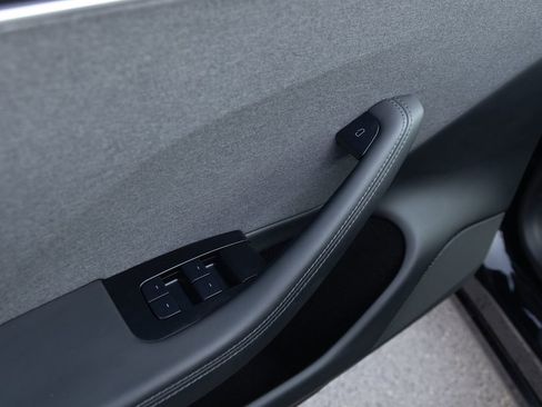 Used 2024 Tesla Model 3 Rear-Wheel Drive image 12