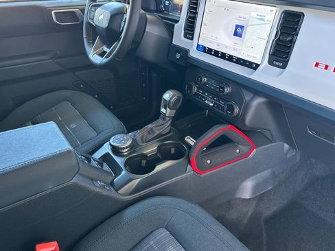 New 2026 Ford Bronco Heritage Edition image 15