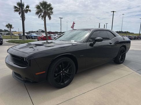Used 2016 Dodge Challenger R/T w/ Blacktop Package RWD image 3