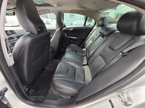 Used 2015 Volvo S60 T5 Premier w/ Convenience Package image 15