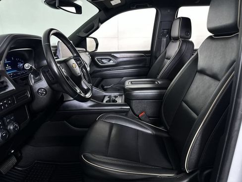 Used 2024 Chevrolet Tahoe Premier AWD/4WD image 20