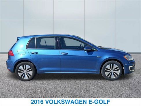 Used 2016 Volkswagen e-Golf SE w/ DC Fast Charging Package FWD image 6