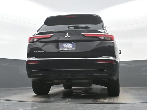 Used 2022 Mitsubishi Outlander SEL Black Edition image 32
