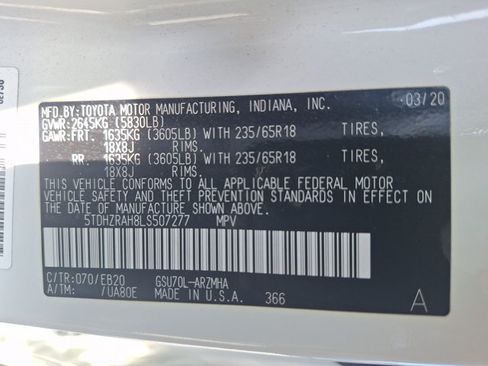 Used 2020 Toyota Highlander XLE FWD image 20