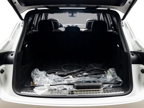 Used 2019 Porsche Cayenne E-Hybrid AWD/4WD image 58