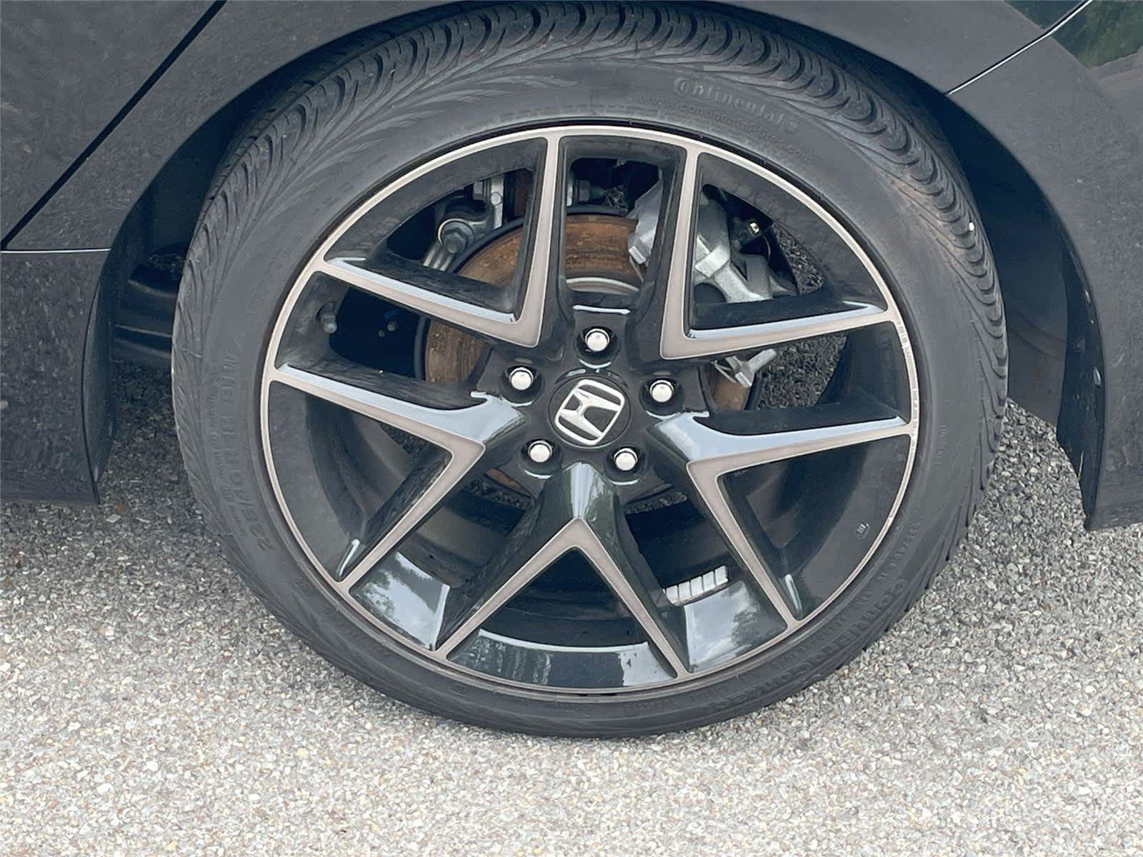 Used 2024 Honda Civic Sport Touring image 10