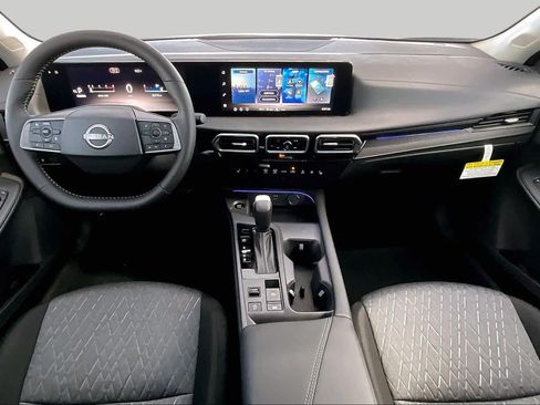 New 2026 Nissan Sentra SV w/ SV Convenience Package FWD image 5