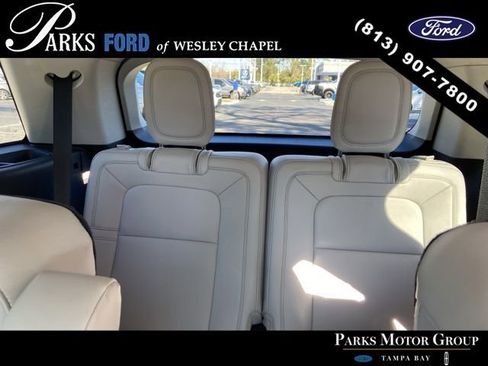 Used 2025 Lincoln Aviator Reserve image 13