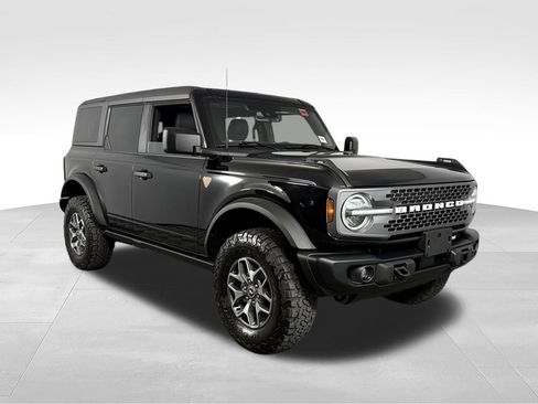 Used 2025 Ford Bronco Badlands AWD/4WD image 4