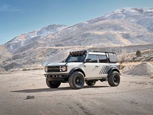 New 2025 Ford Bronco Badlands AWD/4WD image 9