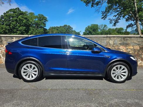 Used 2021 Tesla Model X Long Range AWD/4WD image 9