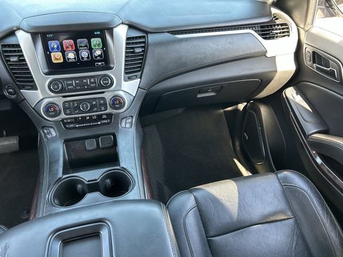 Used 2018 GMC Yukon SLT w/ Premium Edition AWD/4WD image 16