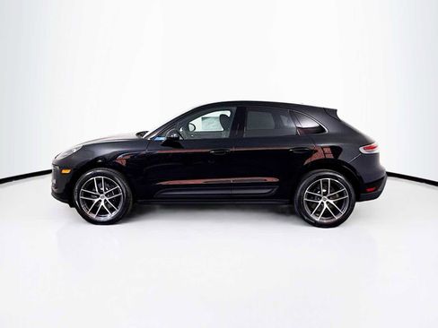 New 2025 Porsche Macan image 2