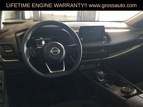 Used 2023 Nissan Rogue S AWD/4WD image 3