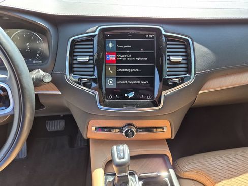 Used 2020 Volvo XC90 T6 Inscription AWD/4WD image 25
