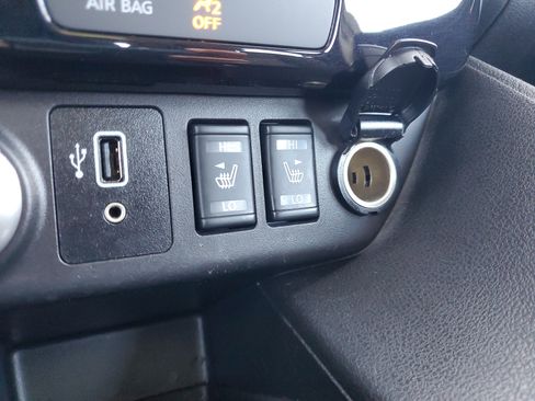 Certified 2019 Nissan Leaf SV Plus w/ SV Plus Technology Package image 27