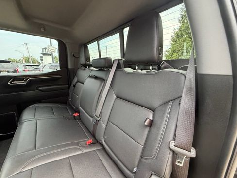 Used 2024 Chevrolet Silverado 1500 RST AWD/4WD image 25