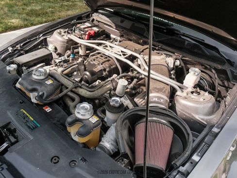 Used 2010 Ford Mustang Shelby GT500 RWD image 17