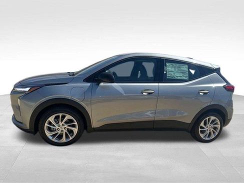 New 2027 Chevrolet Bolt LT w/ Comfort Package FWD image 35